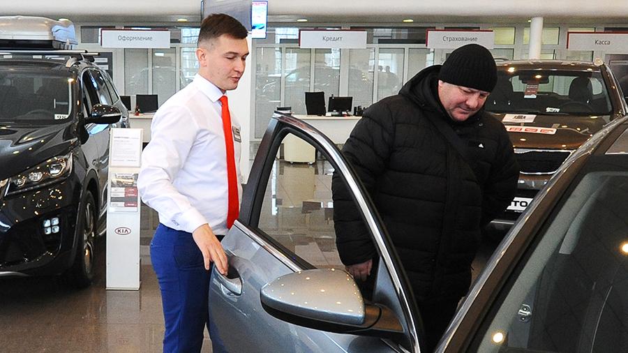 В России уменьшилось число дилерских центров