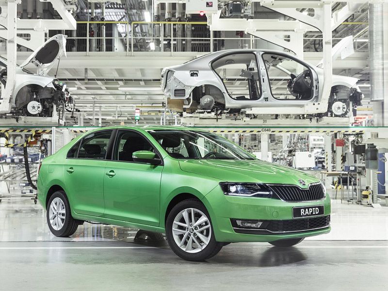  Обновленный Skoda Rapid на старте продаж в России 