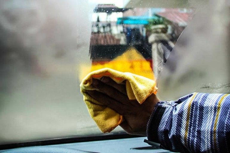 Чтобы стекла не потели, надо не только меньше пить