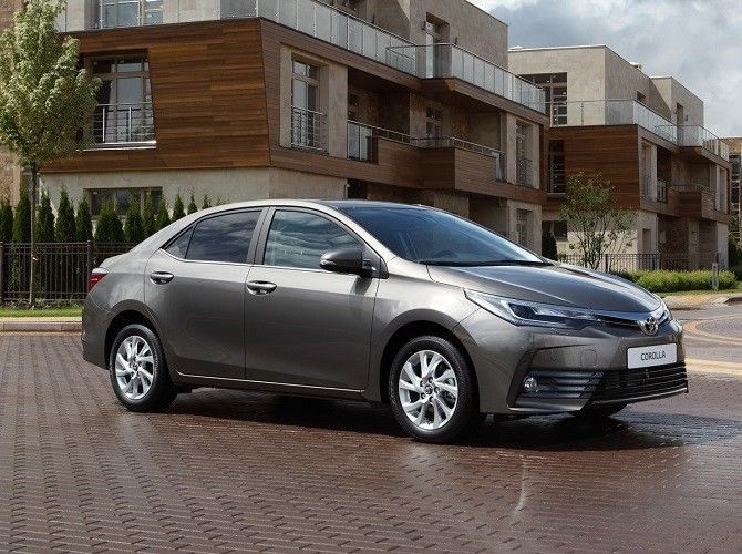 Toyota Corolla прибавила в цене от 8 до 30 тысяч рублей