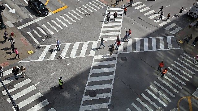 Госдума одобрила во втором чтении увеличение штрафа за непропуск пешеходов  