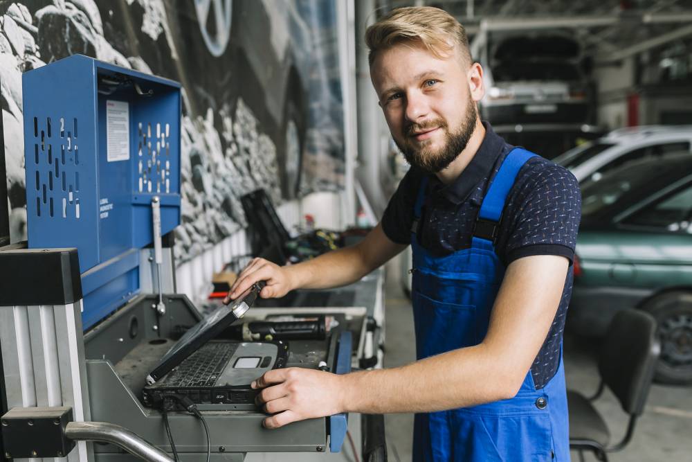 Лучшие поставщики оборудования для автосервисов в России