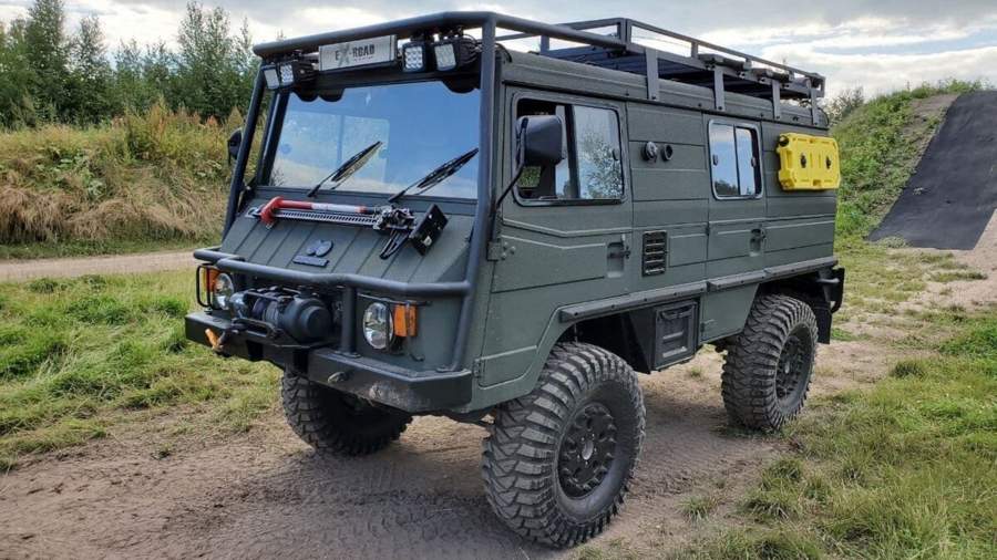 На продажу выставлен редкий внедорожник