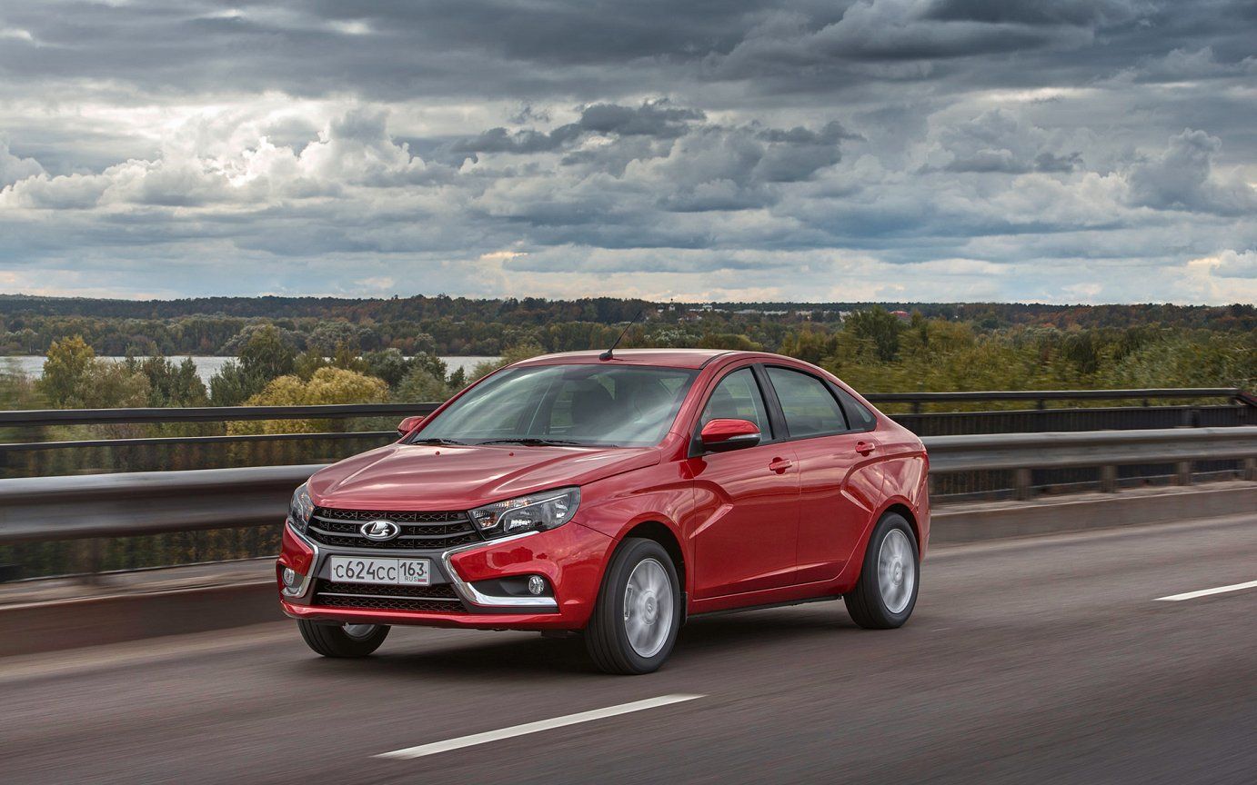 В июле у LADA Vesta снова рекордные продажи
