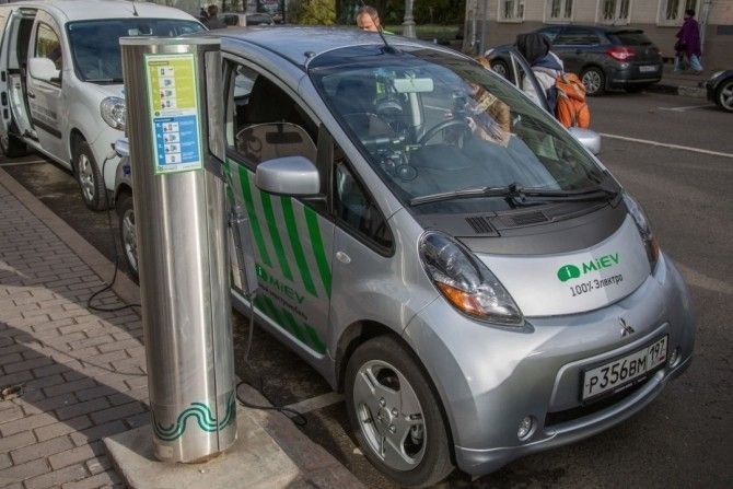 Продажи электромобилей в России выросли в 10 раз