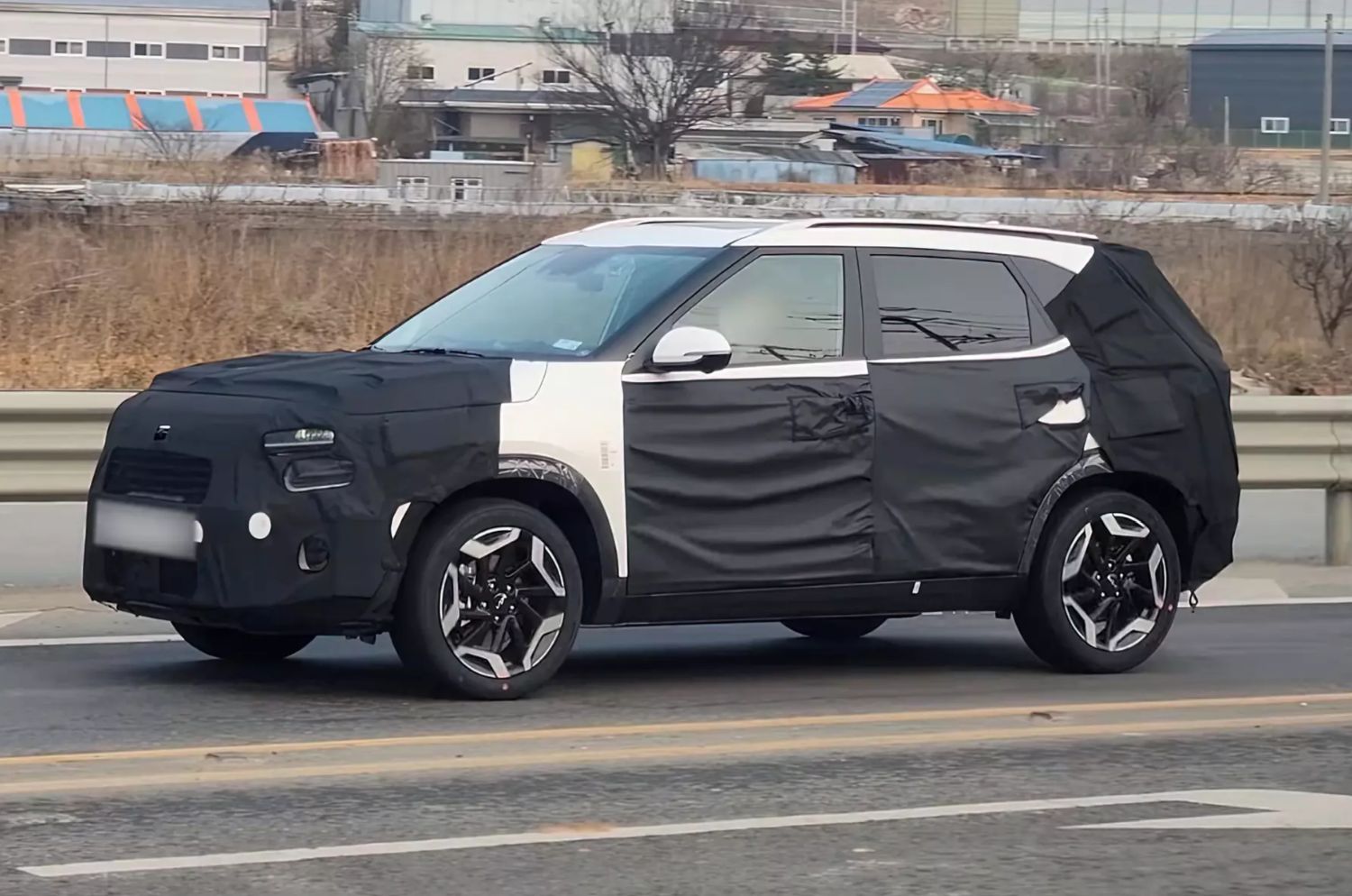 Обновленный Kia Seltos готов к&nbsp;премьере: гибрида не&nbsp;будет