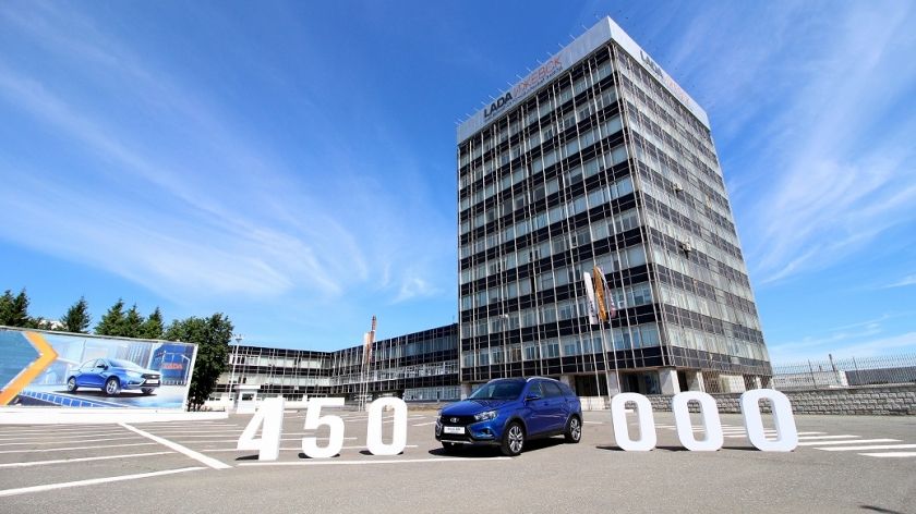 450-тысячная Vesta SW Cross отправится к владельцу в г. Орел