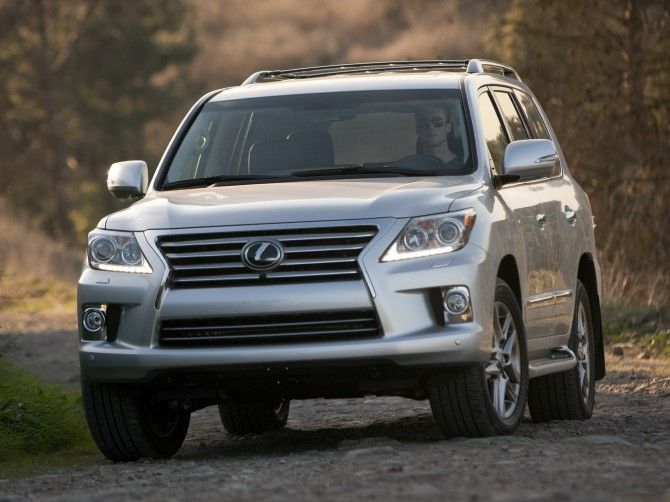 Более 80 тысяч внедорожников Lexus LX 570 и Toyota LC 200 попали под отзыв в России