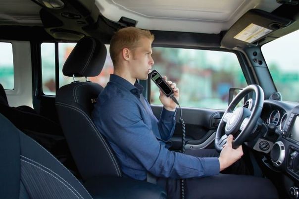 В российских автомобилях будут устанавливать алкозамки