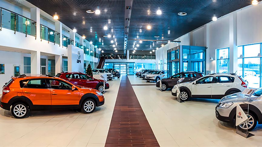 Авторынок РФ падает по всем фронтам и взывает о господдержке