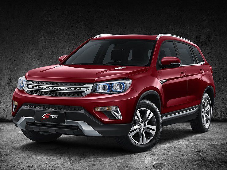 Объявлена стоимость нового кроссовера Changan CS75 в России