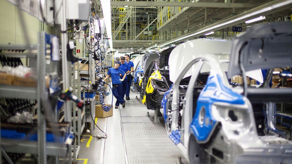 Российский автозавод Hyundai Motor приостановил работу