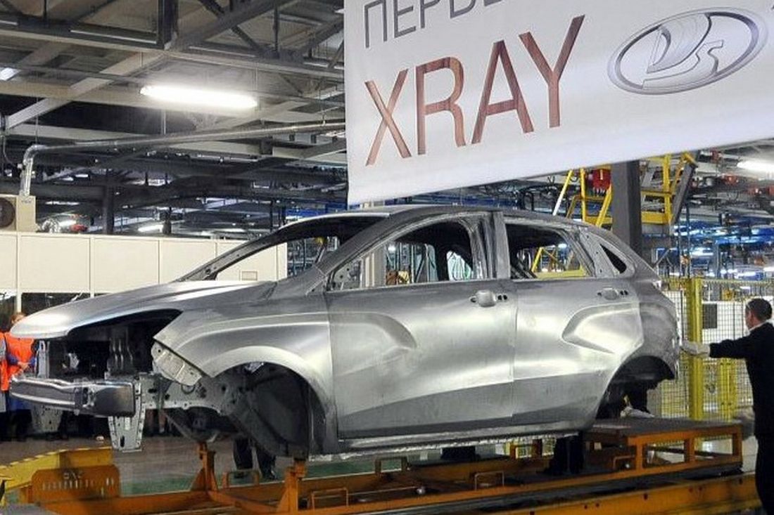 Появилось фото первого кузова LADA XRAY 