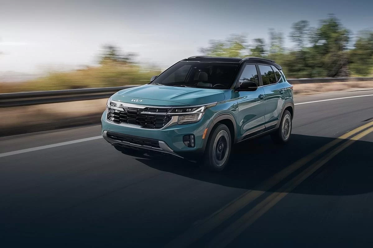 В Россию вернулись кроссоверы Kia Seltos 