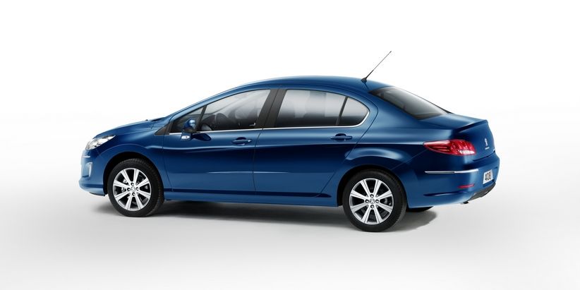 На ММАС представят особенный Peugeot 408