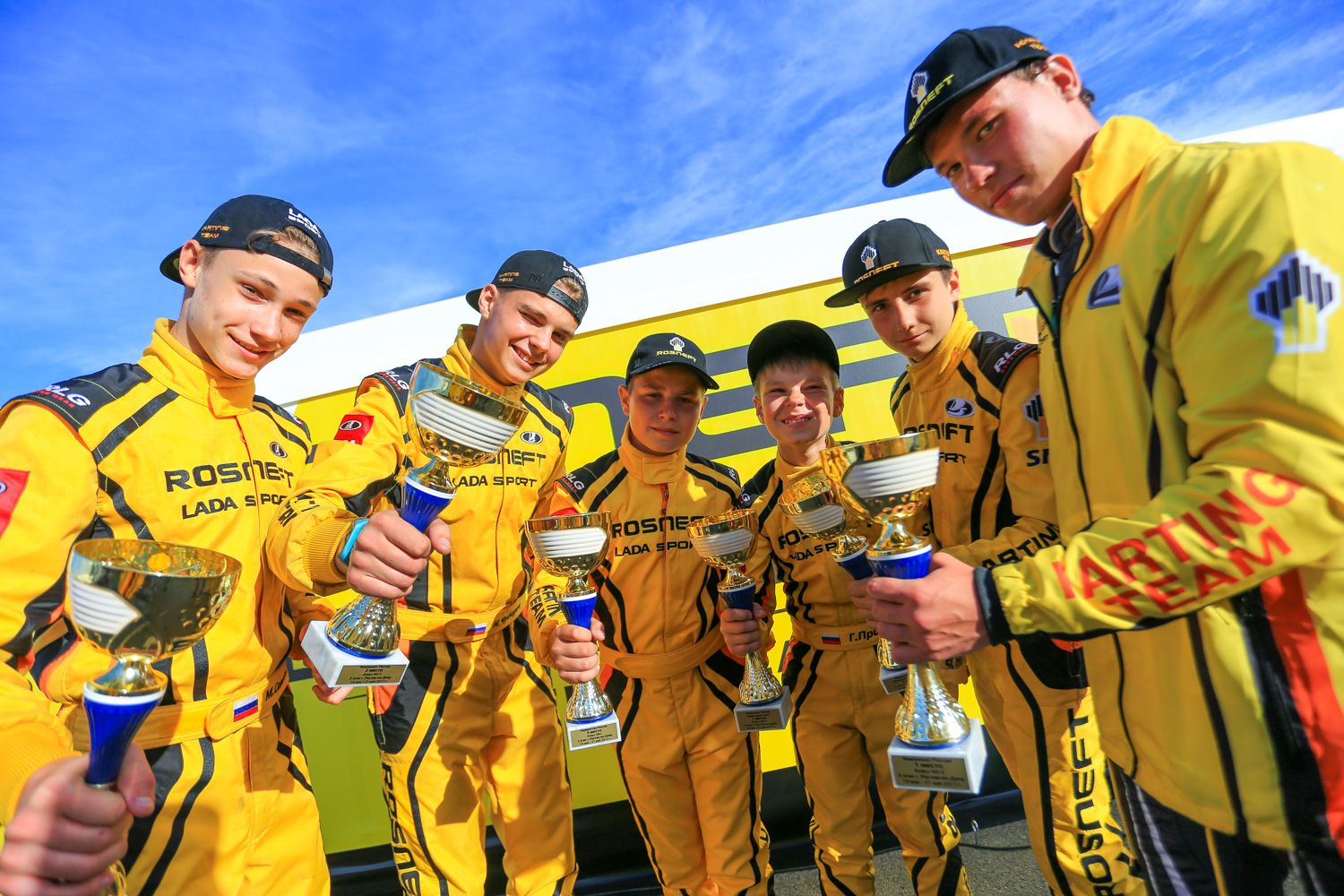 Шесть кубков картингистов LADA Sport ROSNEFT