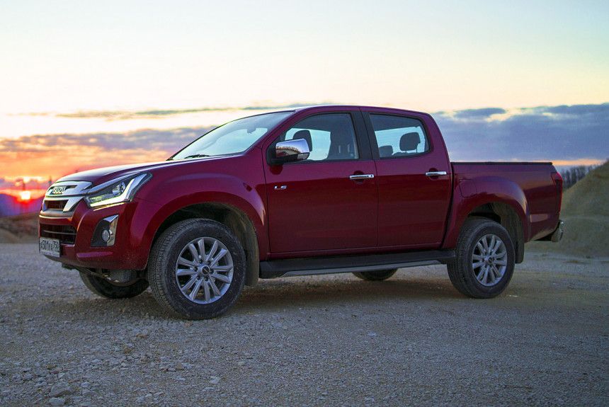 Обновленный пикап Isuzu D-Max в России - все цены и комплектации