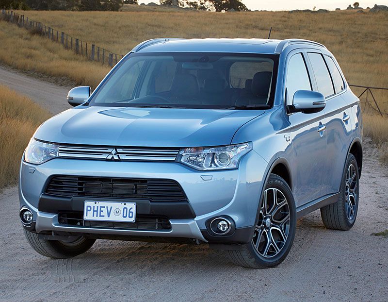 У Mitsubishi вновь массовый отзыв в России. Теперь из-за тормоза 