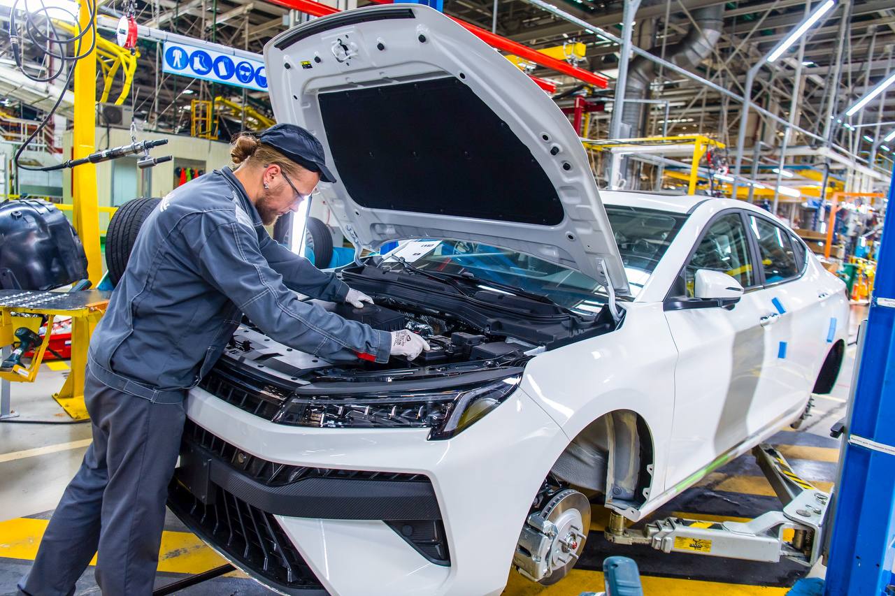 Москвич 6 встал на конвейер