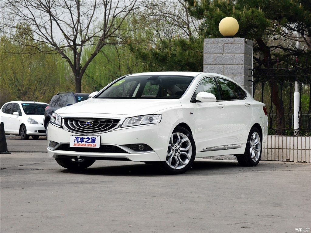 Флагманскую модель Geely признали лучше «Майбаха» и «Ягуара»