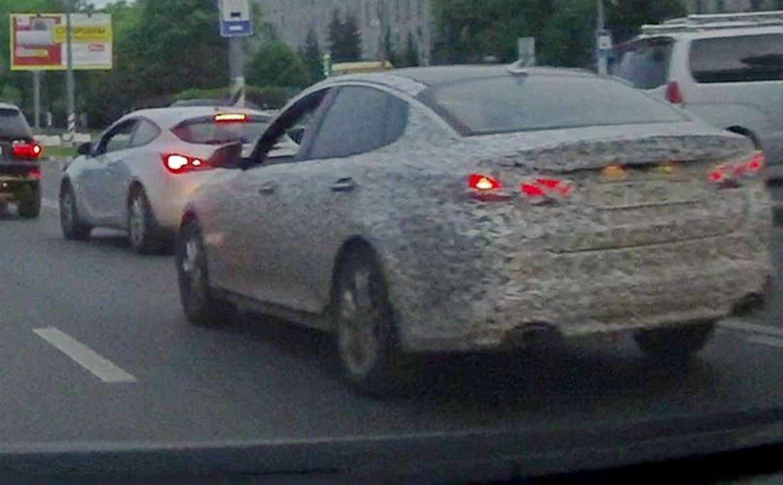KIA тестирует новый седан для России