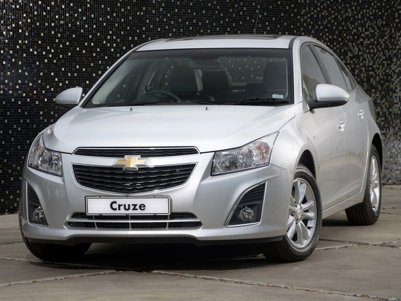 Chevrolet-Cruze-2020-2.jpg