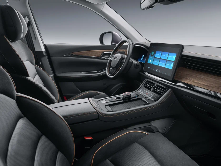 Skywell_interior_01.jpg