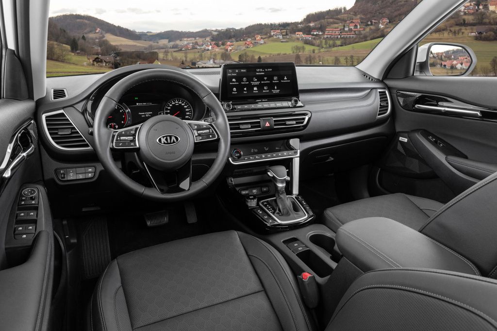 Kia Seltos салон.jpg Kia Seltos салон.jpg