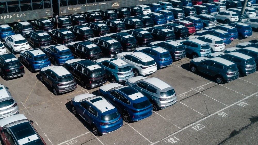 chery_tiggo4_parking_2_1000-1.jpg