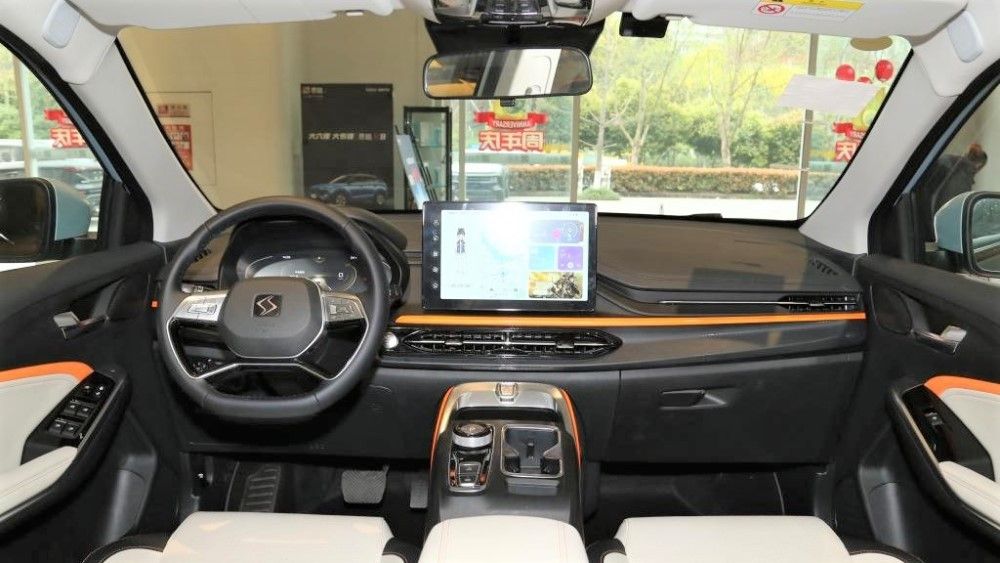 jac_x6_5_1000.jpg