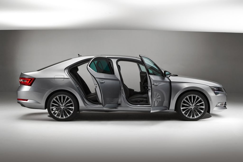 skoda_superb (14).jpeg