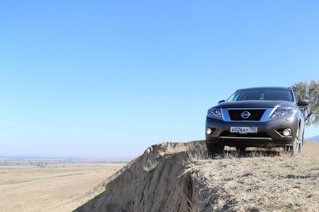 nissan(17).JPG
