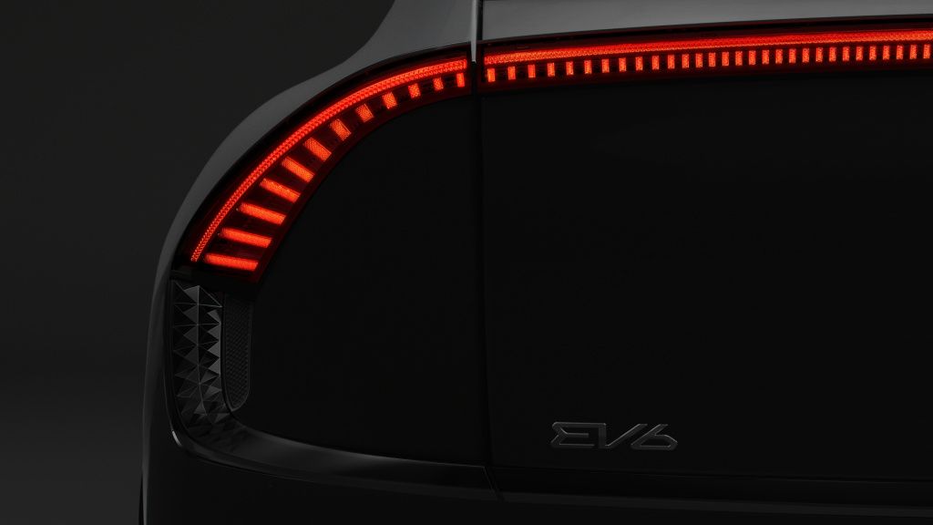 04_KiaEV6_Teaser_Rearlampdetail.jpg 04_KiaEV6_Teaser_Rearlampdetail.jpg