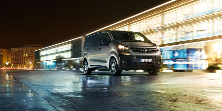 opel-vivaro-3-710x355.jpg